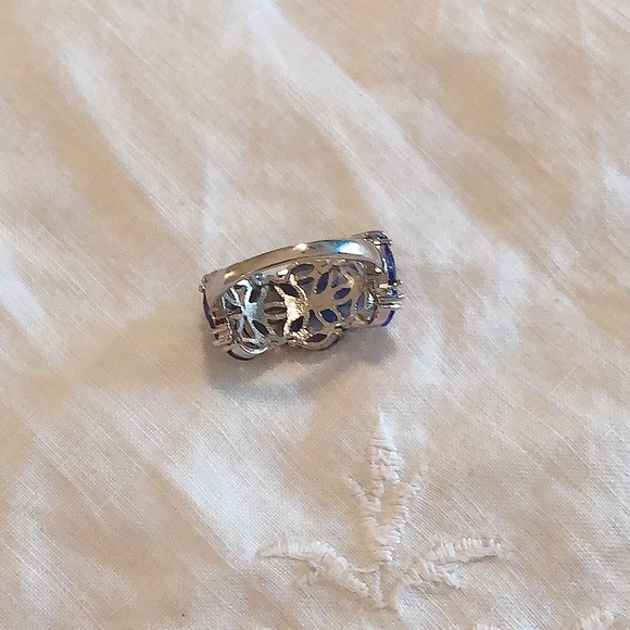 Lavender Iolite and Sterling Silver Ring - Picture 5 of 7